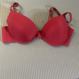 Woman’s bra 36C